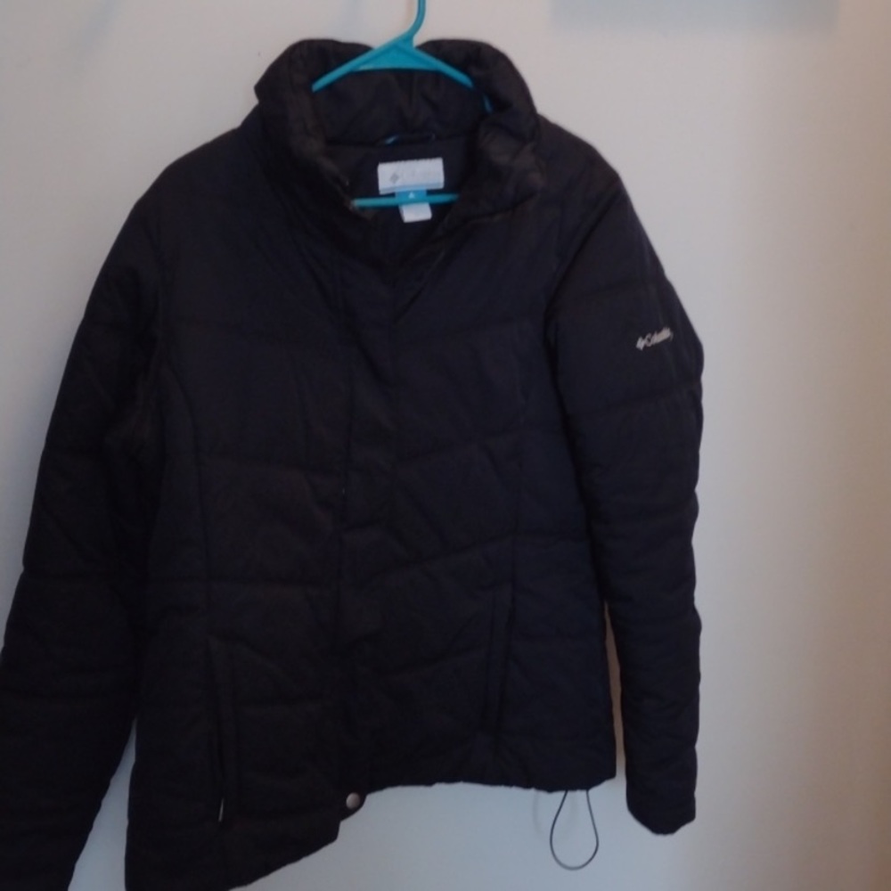 COLUMBIA PUFFER JACKET (PERFECT CONDITION)